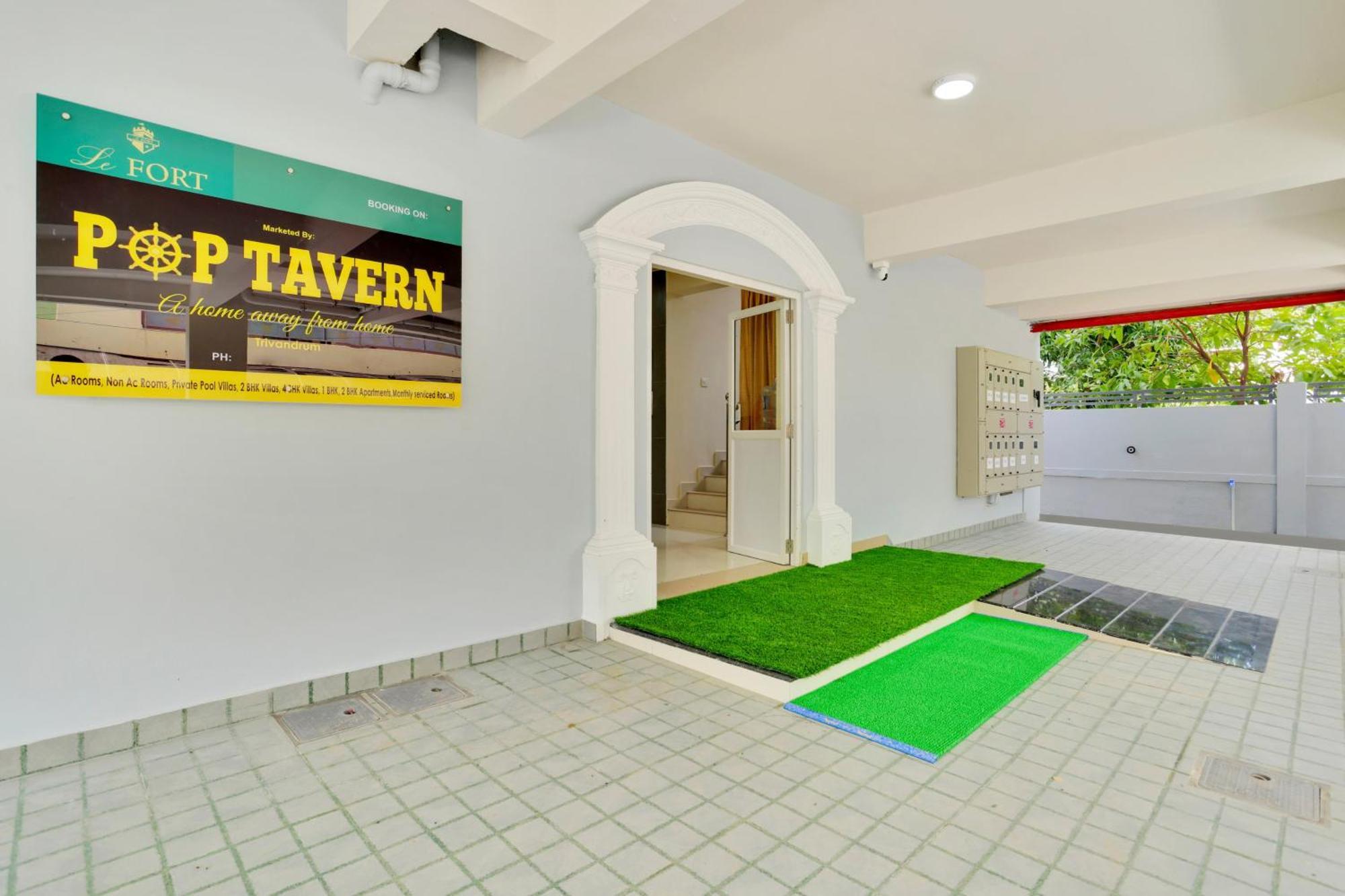 Super Collection O Lefort Luxe By Poptavern Thiruvananthapuram Exterior foto